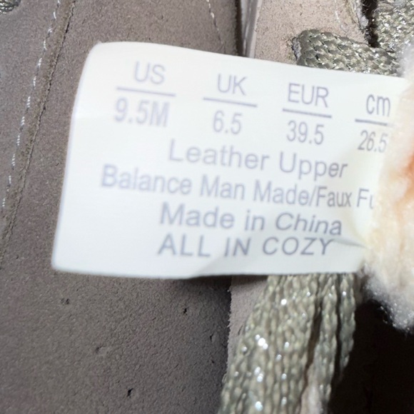 Dr Scholl’s Women’s Suede Faux Fur Lined Sneakers Size 9.5 Excellent Condition - Picture 4 of 4